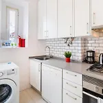 Restauradores By Central Hill Apartments