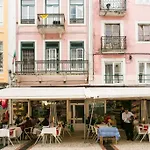 Restauradores by Central Hill Apartments